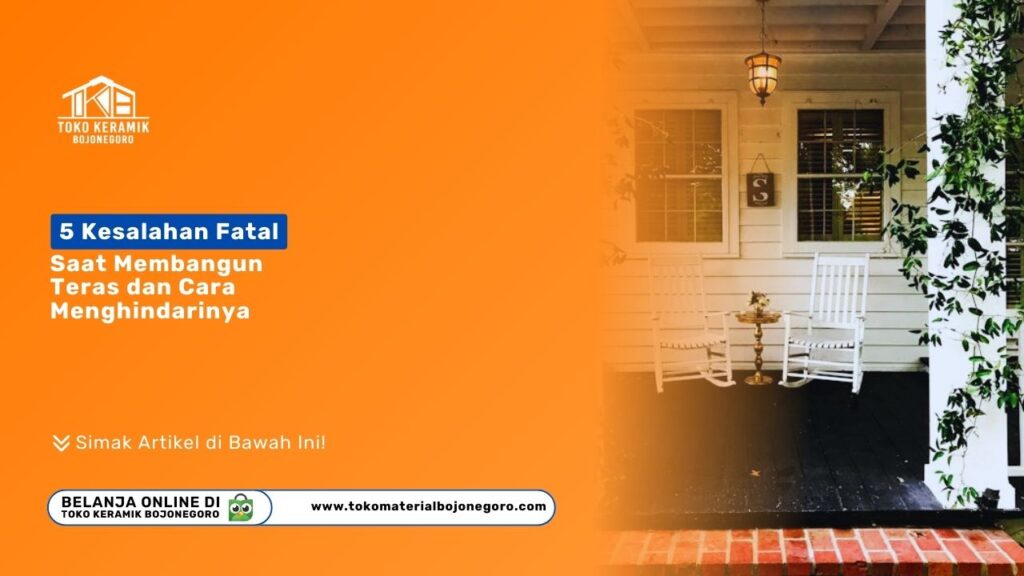 Kursi di teras depan rumah